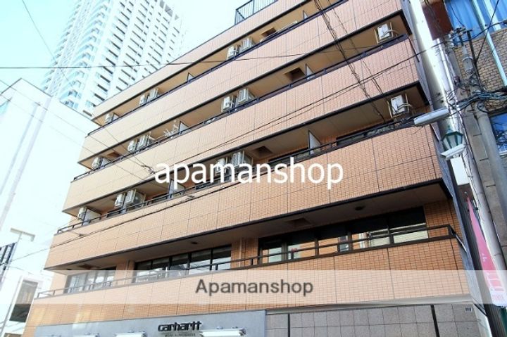大阪府大阪市西区南堀江1丁目の賃貸マンションの外観