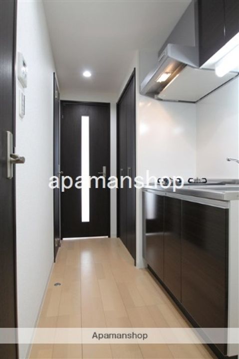 大阪府大阪市港区市岡元町2丁目の賃貸マンションの玄関