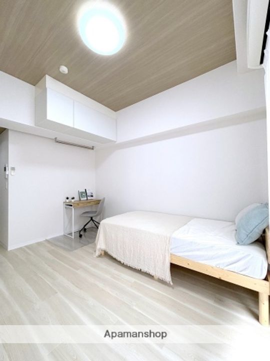 大阪府大阪市中央区東高麗橋の賃貸マンションの居間