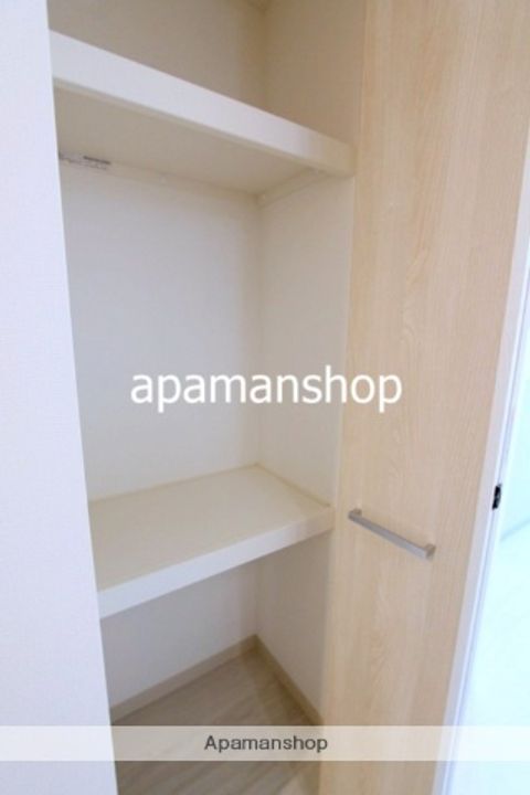 大阪府大阪市天王寺区上本町5丁目の賃貸マンションの内装