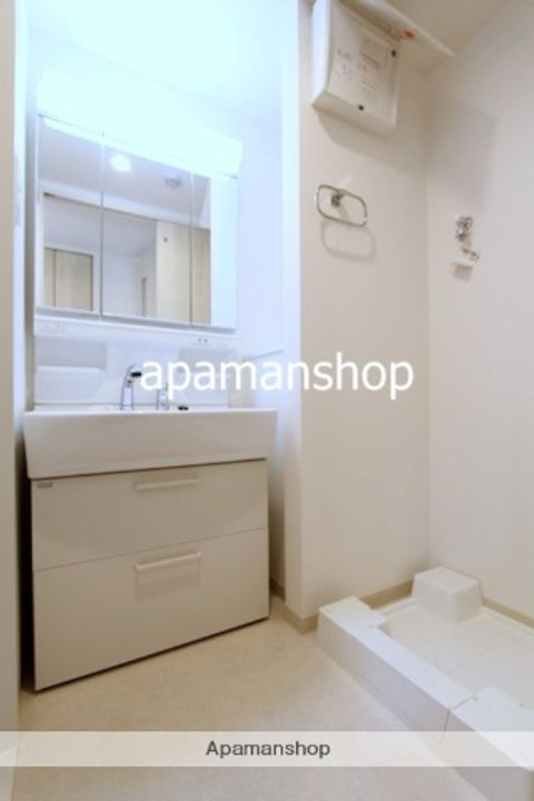 大阪府大阪市天王寺区上本町5丁目の賃貸マンションの内装