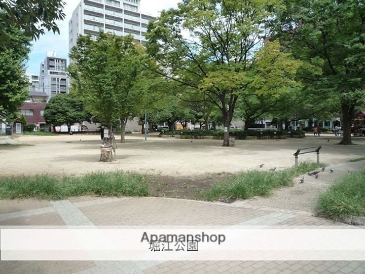 大阪府大阪市西区北堀江1丁目の賃貸マンションの周辺