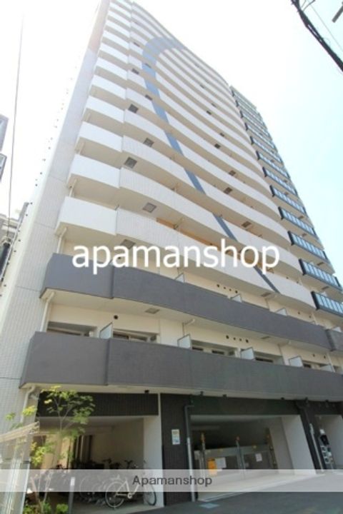 大阪府大阪市中央区博労町1丁目の賃貸マンションの外観