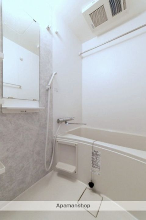 大阪府大阪市浪速区桜川1丁目の賃貸マンションの風呂