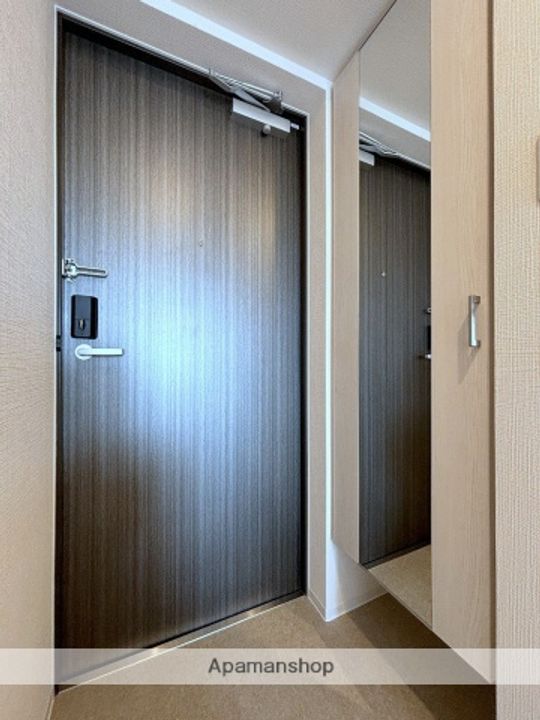 大阪府大阪市港区弁天5丁目の賃貸マンションの玄関