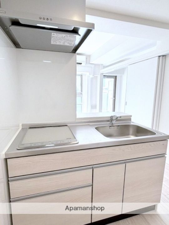 大阪府大阪市浪速区日本橋東1丁目の賃貸マンションのキッチン