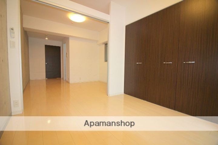 アーデン京町堀イーストの居間