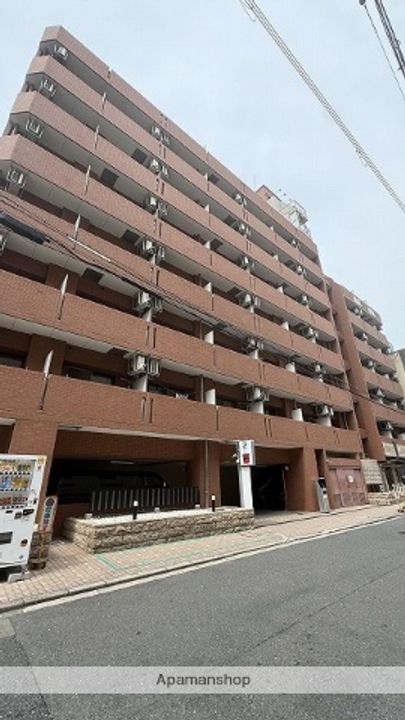 プレサンス東本町の外観