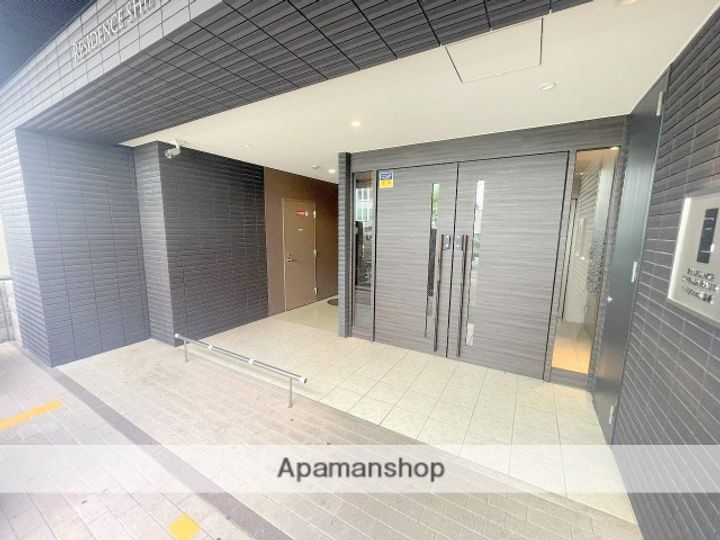 レジデンス心斎橋の外観