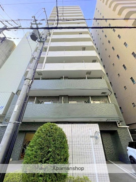 プレサンス江戸堀の外観