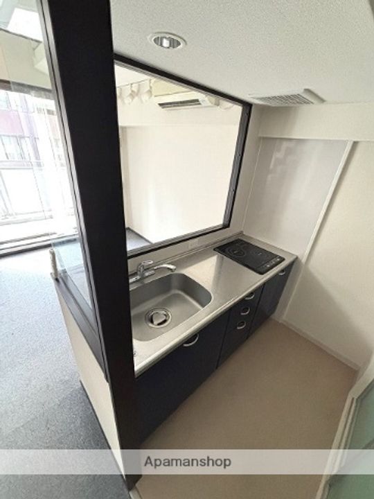 ネット伏見町のキッチン