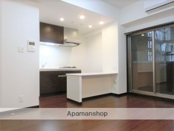 PREGIO本町の居間