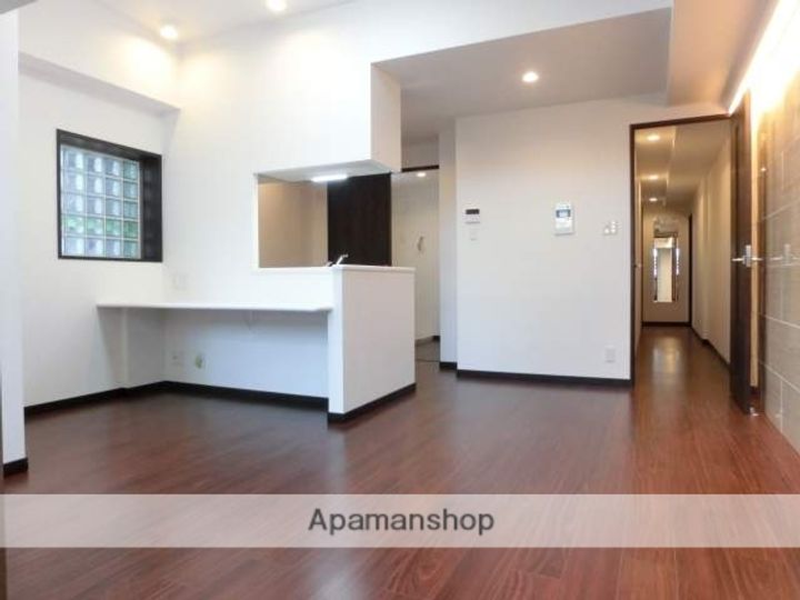 PREGIO本町の居間