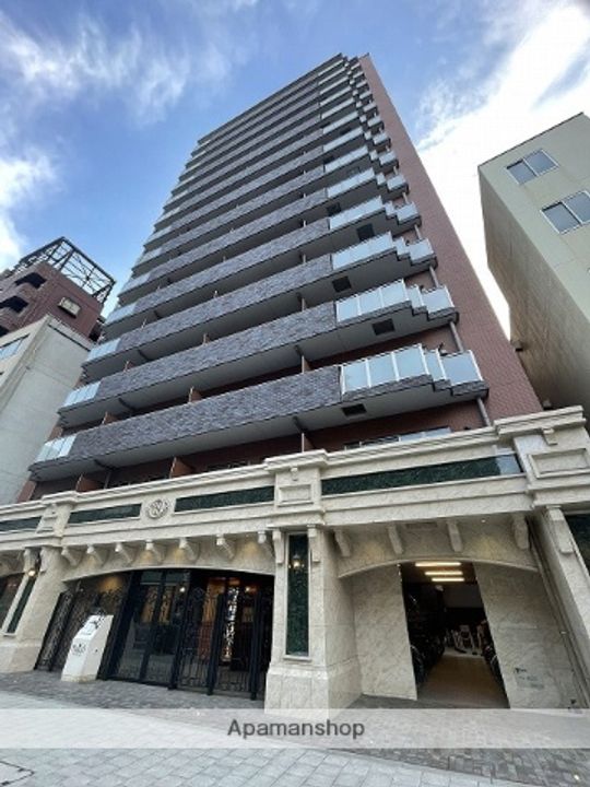 PREGIO本町の外観