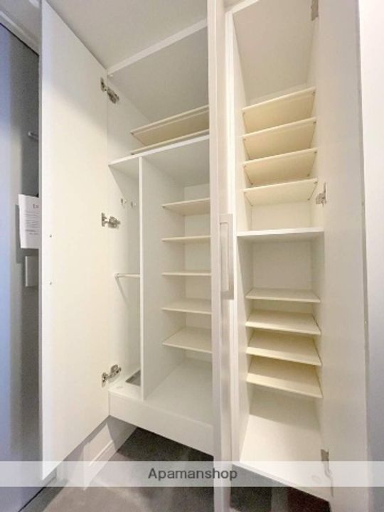 アーバネックス京町堀の内装