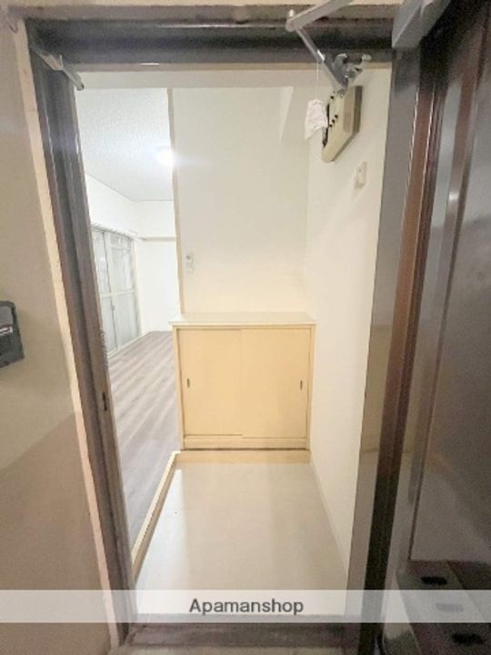 メゾンドール日本橋の玄関