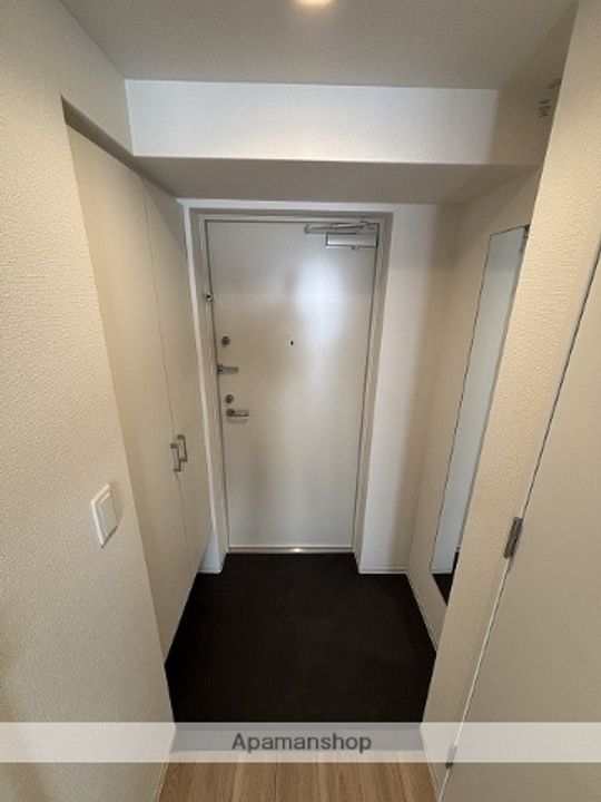 セレニテ南堀江エクラの玄関
