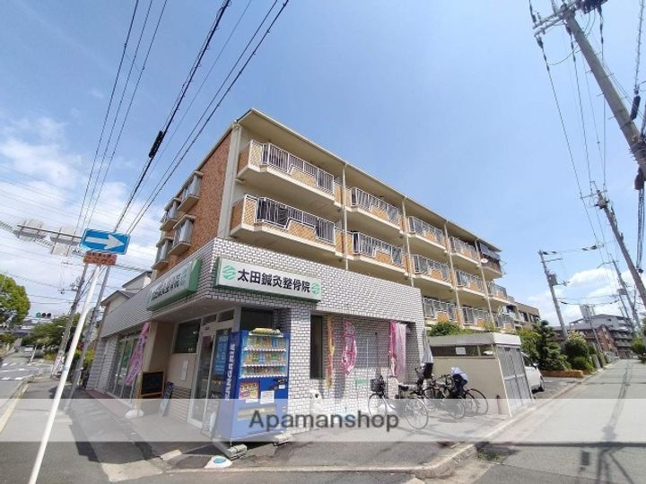 大阪府吹田市五月が丘西の賃貸マンションの外観