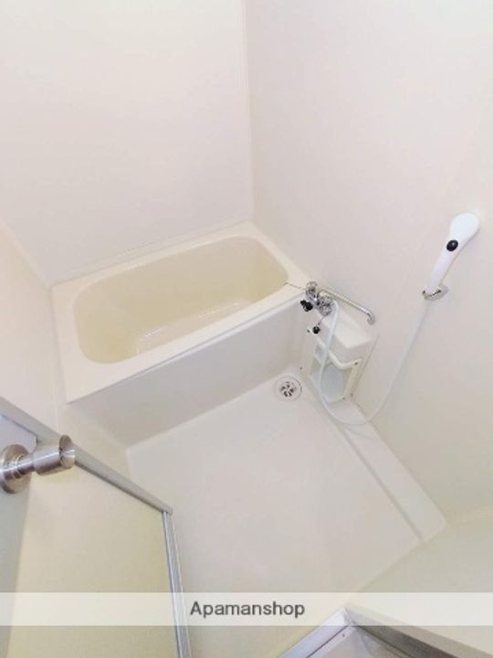 大阪府吹田市五月が丘西の賃貸マンションの風呂