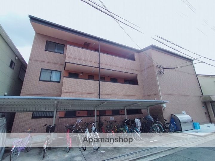 シャルム千里丘の外観