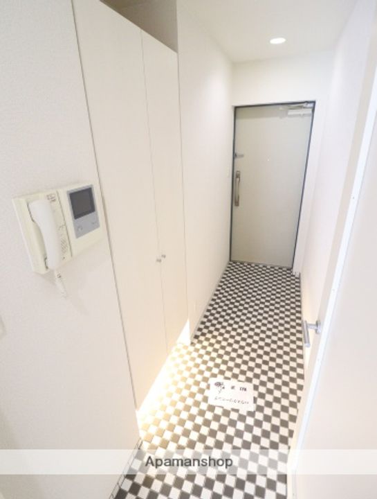 イータフラッツの玄関