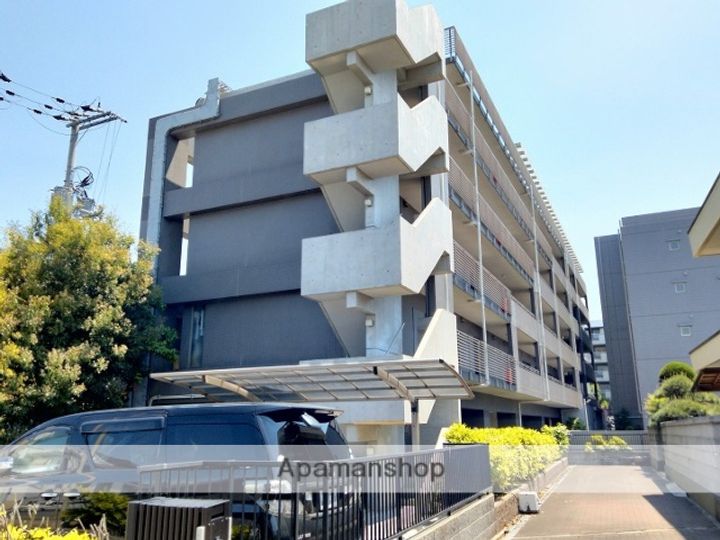 イータフラッツの外観