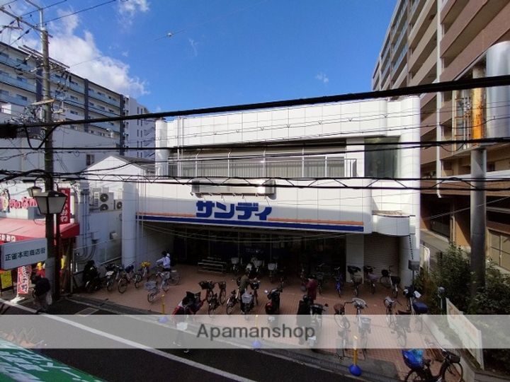 フェリスタ正雀の周辺