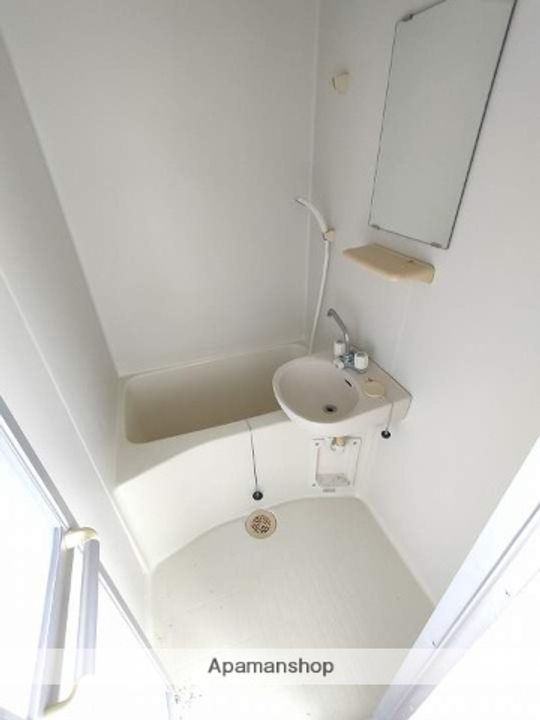 ドルフ山手の風呂