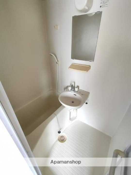 ドルフ山手の風呂