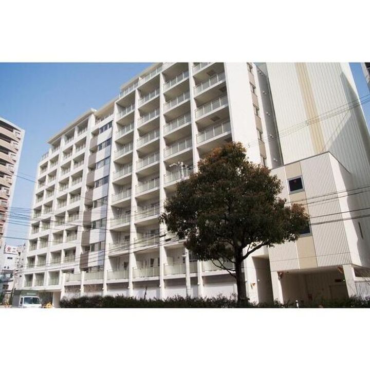 ロハス江坂の外観