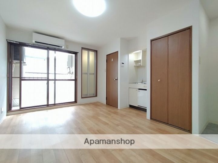 ネオハイツの居間