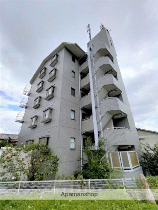 リバーサイドテラスの外観