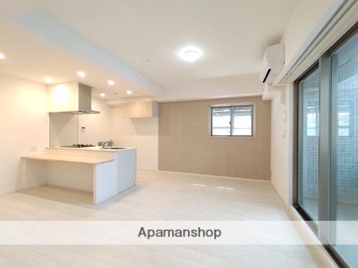 スプランディッドライズ新大阪ノースの居間