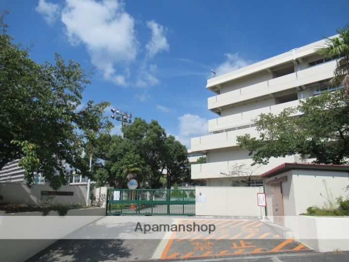 大阪府吹田市山田東4丁目の賃貸マンションの周辺
