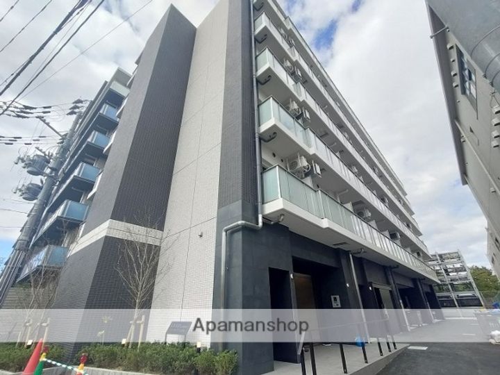 大阪府摂津市千里丘東1丁目の賃貸マンションの外観