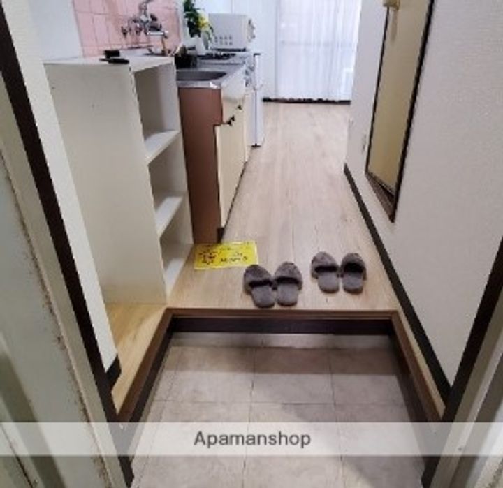 モデラート千林の玄関