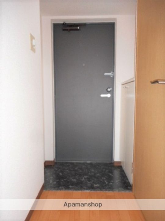 VIS−A−VISの玄関