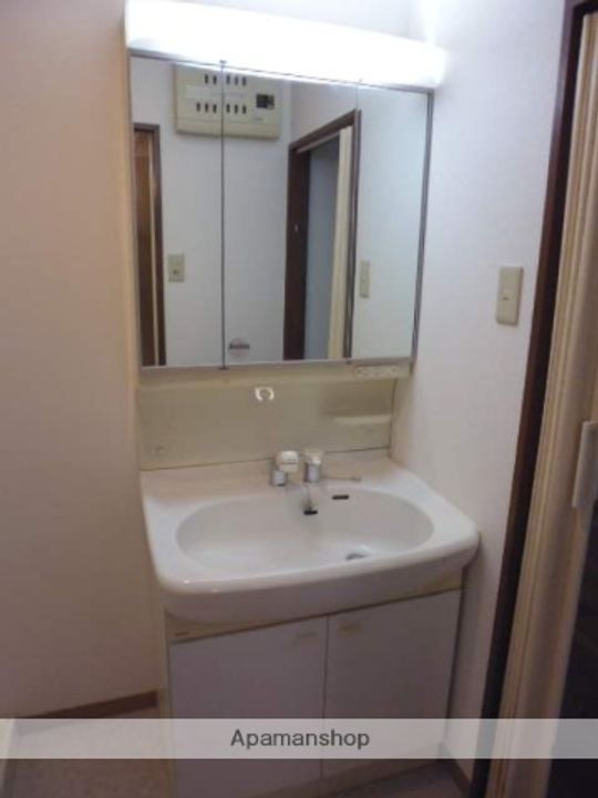 イスタナのその他画像