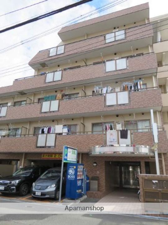 イスタナの外観