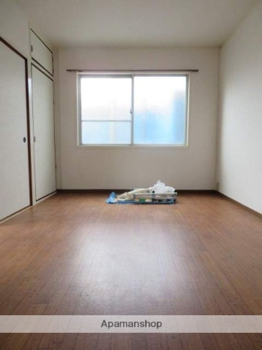 パールハイツの居間