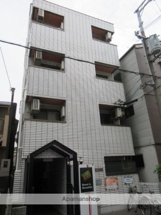 ピエタテール大宮の外観