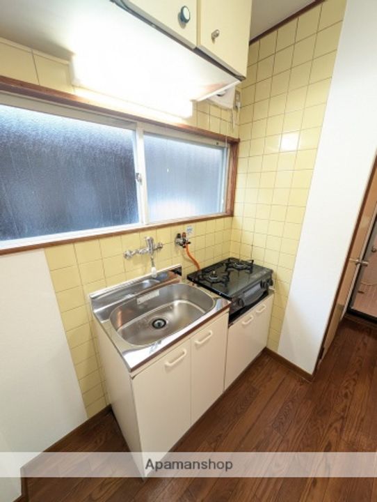 オーク8のキッチン