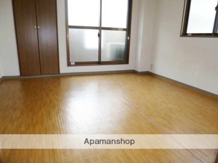 フローラルステージ桜ノ宮の居間