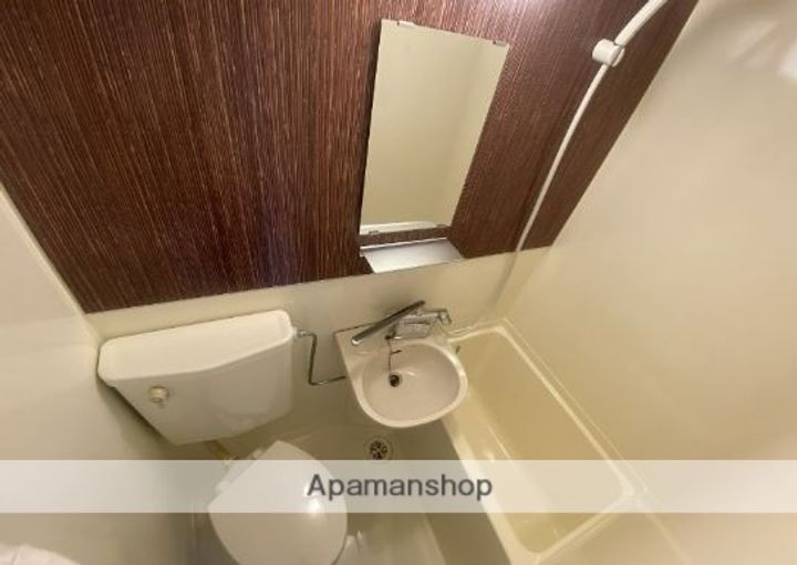 メゾンマルシェアンの風呂