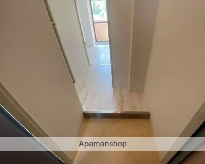 メゾンマルシェアンの玄関