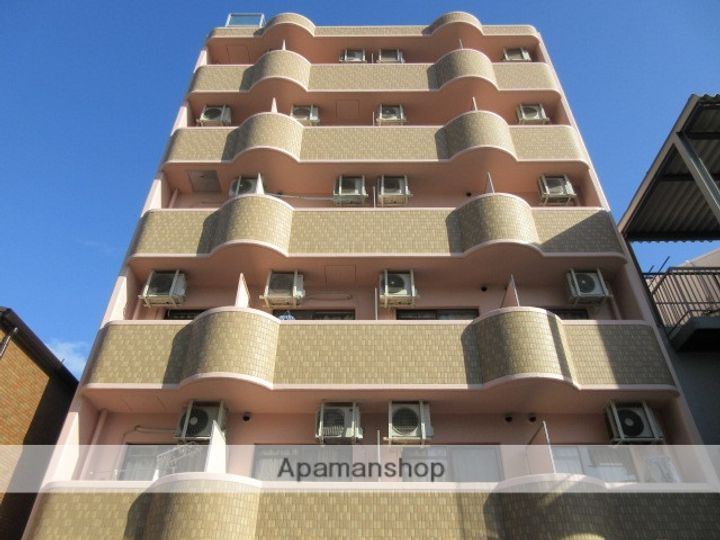 メゾンマルシェアンの外観