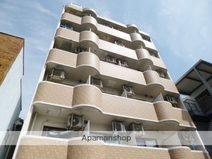 メゾンマルシェアンの外観