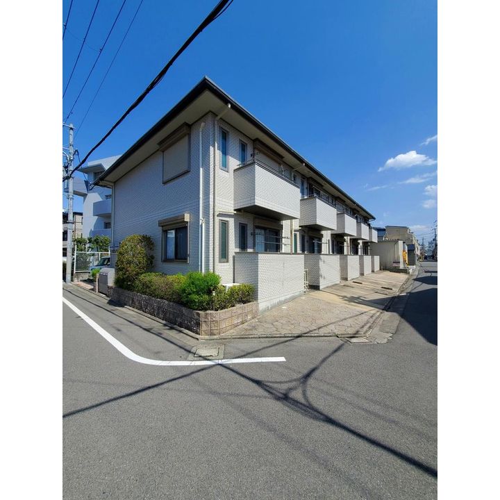 アヴェニュー暁町203号室の外観