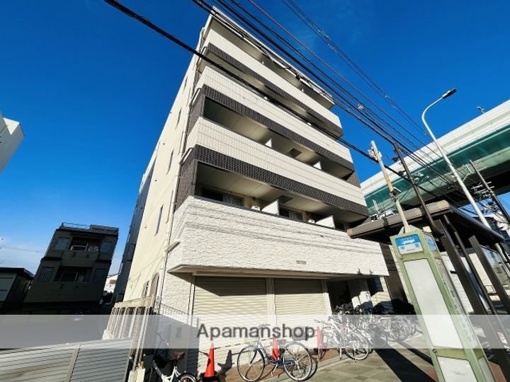 プレシャス中宮の外観