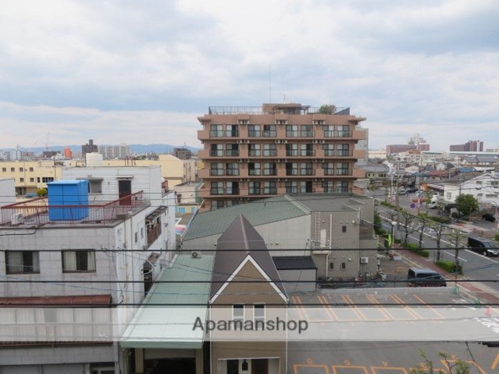 ビルシャナ柳通の内装